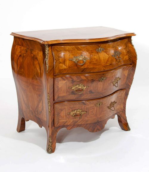 Antique 19th Century Swedish Bombe Walnut Chest of Drawers