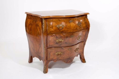 fig 1. Antique 19th Century Swedish Bombe Walnut Chest of Drawers