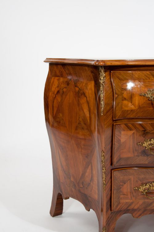 fig 2. Antique 19th Century Swedish Bombe Walnut Chest of Drawers
