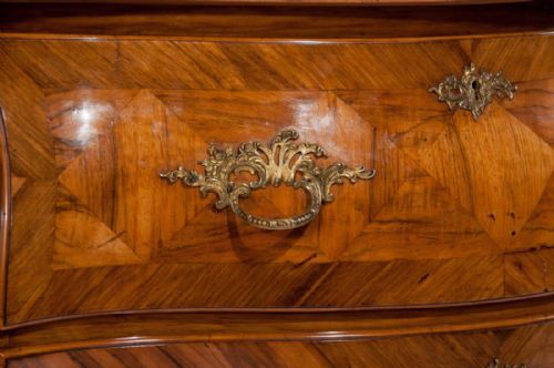 fig 3. Antique 19th Century Swedish Bombe Walnut Chest of Drawers