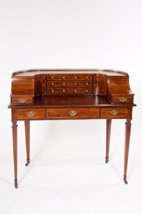 fig 9. FINE 19TH CENTURY MAHOGANY INLAID CARLTON HOUSE DESK