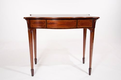 fig 6. Fine Georgian Mahogany Inlaid Serpentine Table