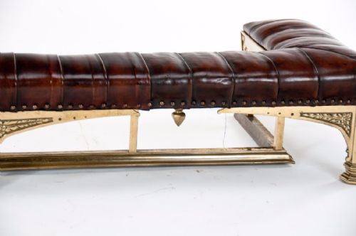 fig 8. A Quality Victorian Leather Upholstered Fender