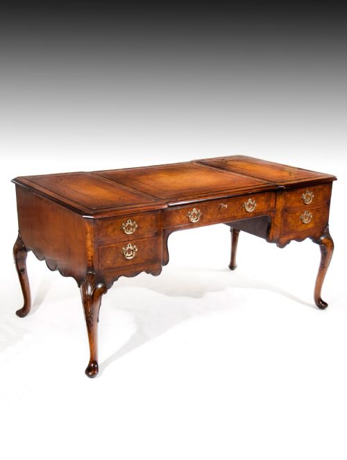 A Very Good Quality Antique Walnut Partners Desk