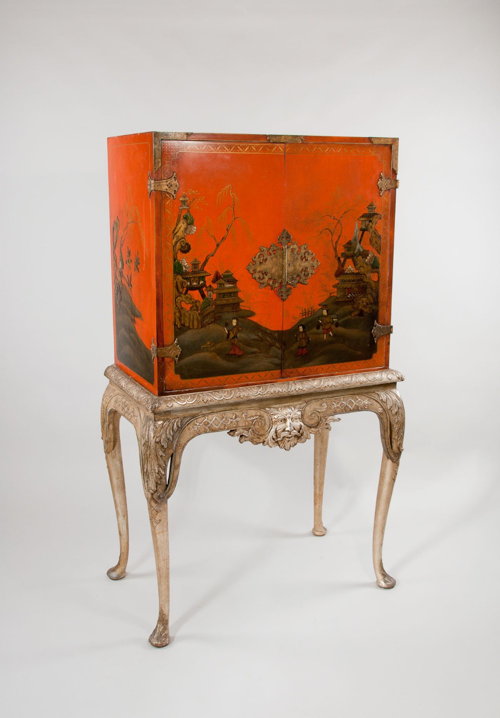 1920 Chinoiserie Cocktail Cabinet Silver Base