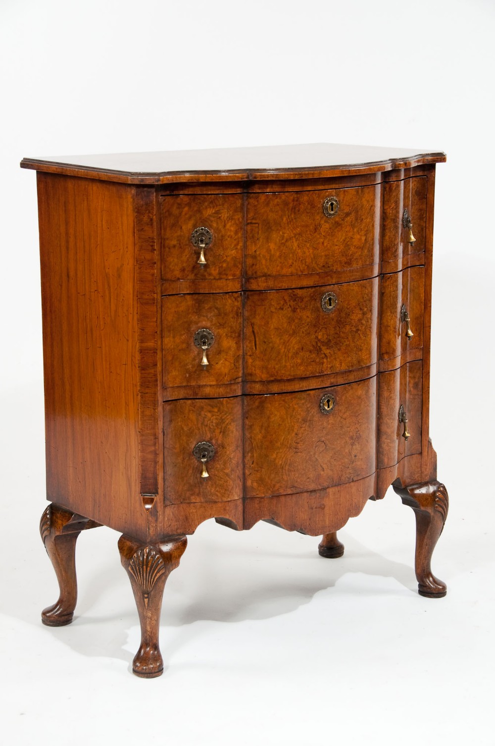 Quality Antique Burr Walnut Serpentine Chest