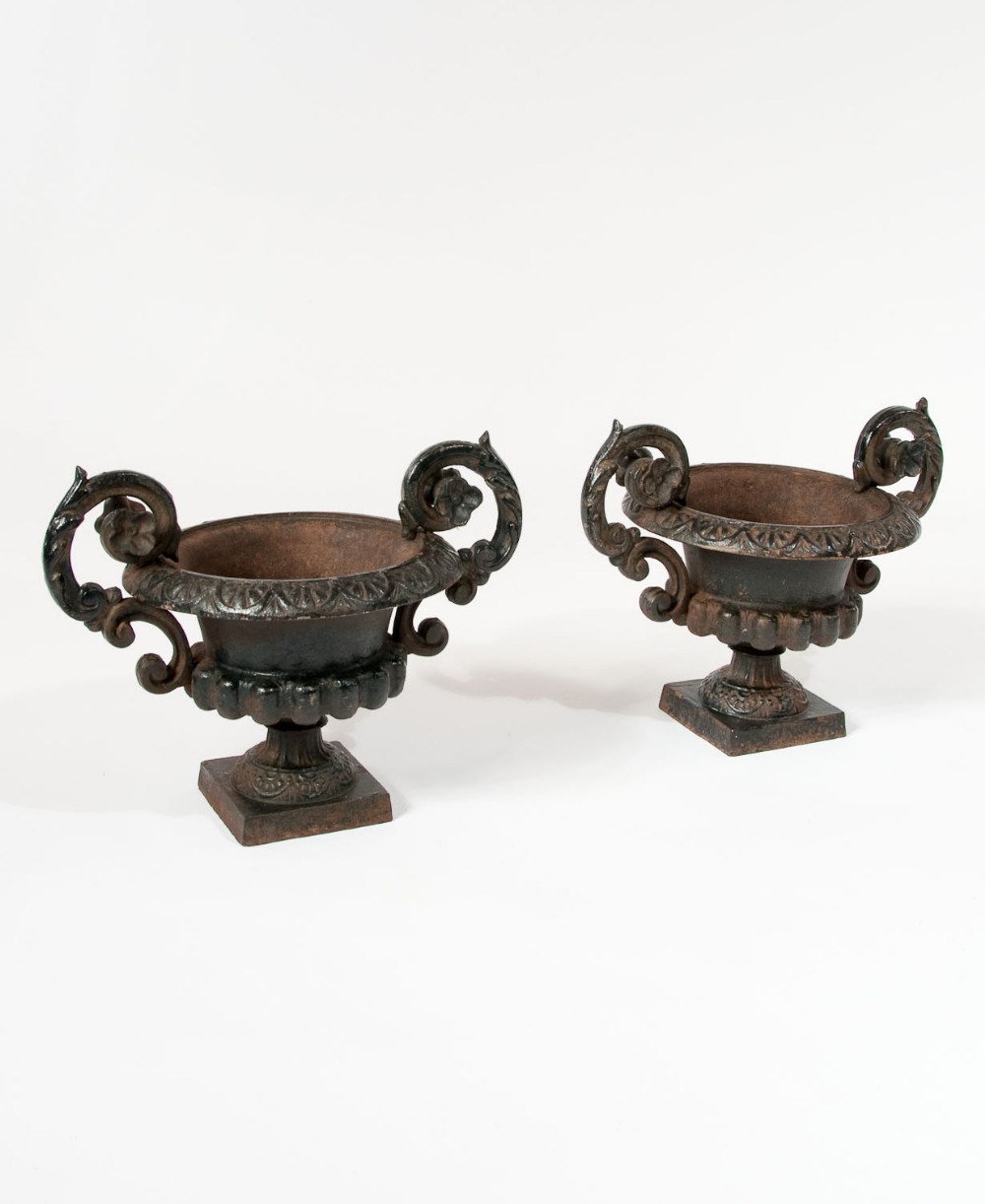 Decorative Pair Of Cast Iron Victorian Urns
