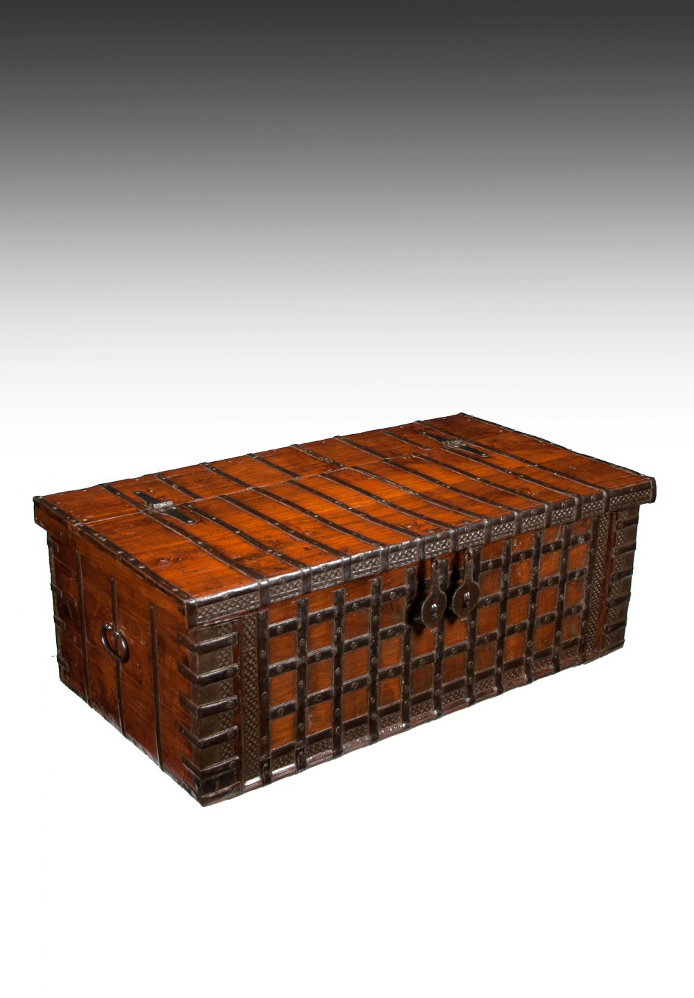 Early 19Th Century Elm Anglo-Indian Iron Strapped Chest – Trunk