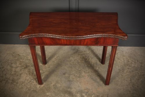 GEORGE IV SERPENTINE SHAPED MAHOGANY TEA TABLE - ADDITIONAL PHOTO 5