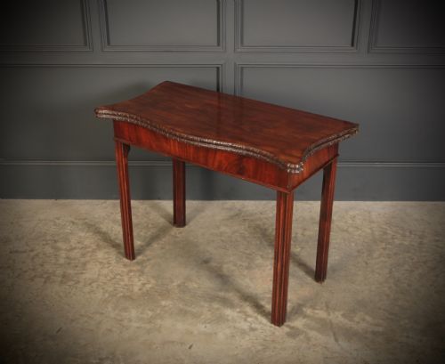 GEORGE IV SERPENTINE SHAPED MAHOGANY TEA TABLE - ADDITIONAL PHOTO 7