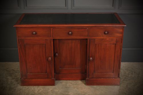 EARLY VICTORIAN MAHOGANY KNEEHOLE DESK - ADDITIONAL PHOTO 2