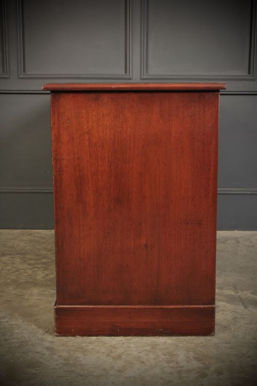 EARLY VICTORIAN MAHOGANY KNEEHOLE DESK - ADDITIONAL PHOTO 8
