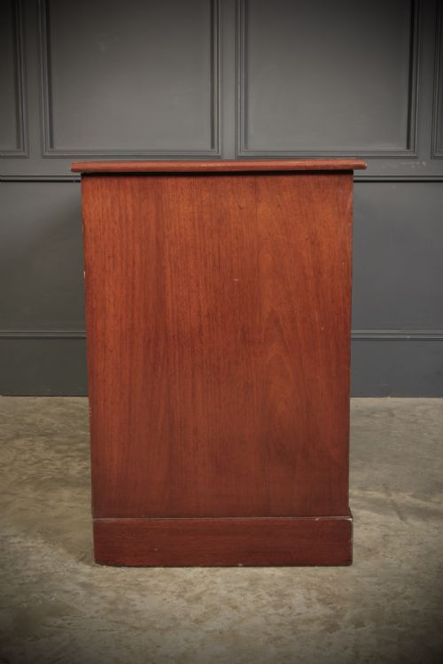 EARLY VICTORIAN MAHOGANY KNEEHOLE DESK - ADDITIONAL PHOTO 11