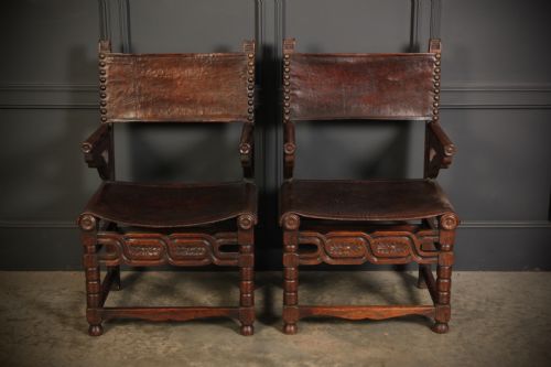 PAIR OF OAK LEATHER ARMCHAIRS - ADDITIONAL PHOTO 1
