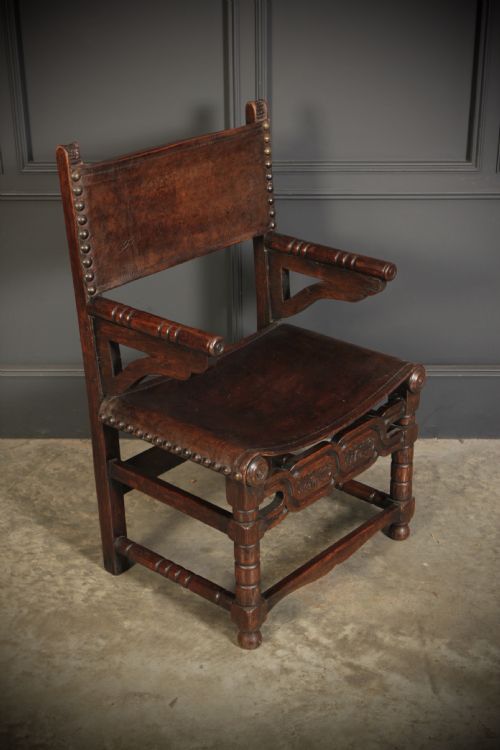 PAIR OF OAK LEATHER ARMCHAIRS - ADDITIONAL PHOTO 3