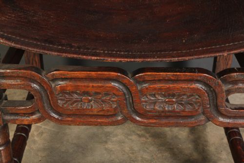 PAIR OF OAK LEATHER ARMCHAIRS - ADDITIONAL PHOTO 5