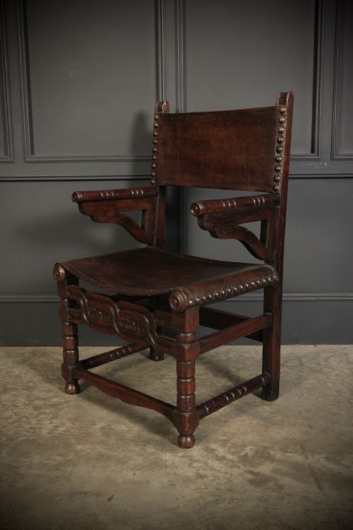 PAIR OF OAK LEATHER ARMCHAIRS - ADDITIONAL PHOTO 8