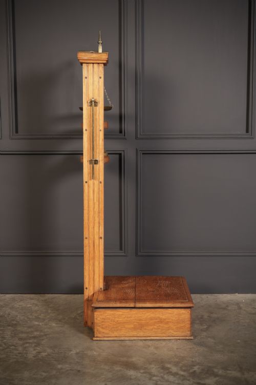 VICTORIAN BRASS MOUNTED OAK PERSONAL WEIGHING SCALES - ADDITIONAL PHOTO 10