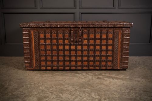 LARGE IRON BOUND INDIAN HARDWOOD TRUNK - ADDITIONAL PHOTO 3