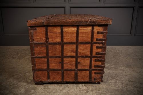 LARGE IRON BOUND INDIAN HARDWOOD TRUNK - ADDITIONAL PHOTO 12