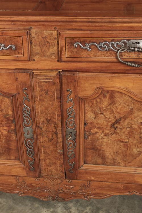 LARGE 18TH CENTURY CHERRYWOOD WALNUT DRESSER - ADDITIONAL PHOTO 7