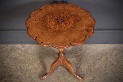 ANTIQUE WALNUT WINE TABLE CIRCA 1880 - ADDITIONAL PHOTO 3
