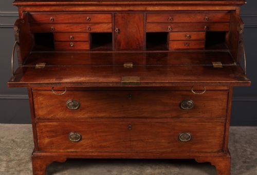 GEORGE III MAHOGANY SECRETAIRE CABINET - ADDITIONAL PHOTO 4