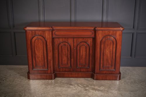 fig 2. Victorian Mahogany 4 Door Sideboard