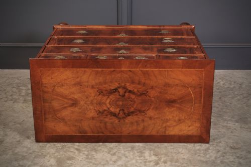 QUEEN ANNE WALNUT CHEST OF DRAWERS - ADDITIONAL PHOTO 12
