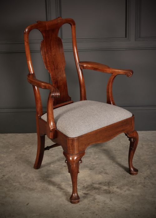 PAIR OF QUALITY MAHOGANY QUEEN ANNE ARMCHAIRS - ADDITIONAL PHOTO 4