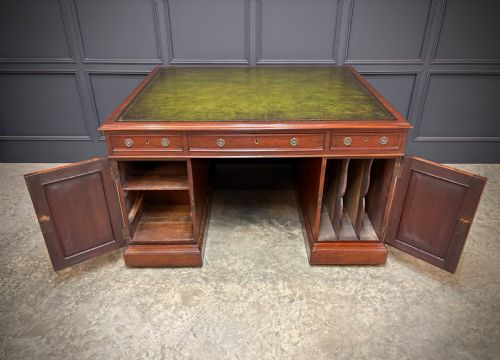 LARGE VICTORIAN MAHOGANY PARTNERS DESK - ADDITIONAL PHOTO 14