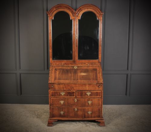 18TH CENTURY WALNUT BUREAU BOOKCASE - ADDITIONAL PHOTO 1