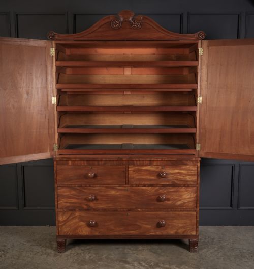 LATE REGENCY MAHOGANY LINEN PRESS CUPBOARD - ADDITIONAL PHOTO 3