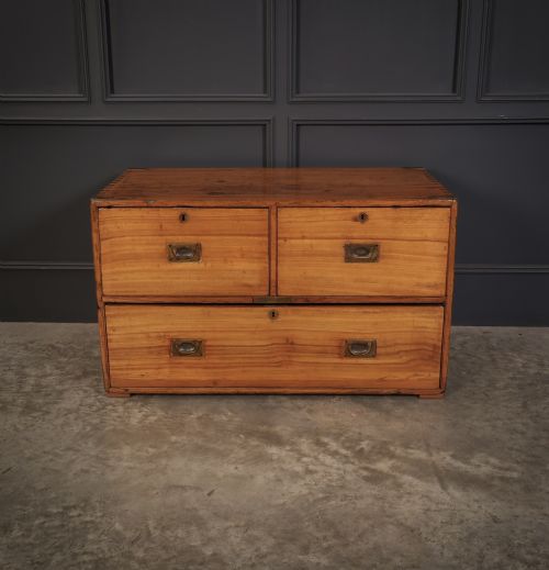 LOW CAMPHOR WOOD CAMPAIGN CHEST - ADDITIONAL PHOTO 3