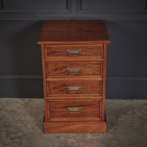 LARGE PAIR OF VICTORIAN MAHOGANY BEDSIDE CHESTS - ADDITIONAL PHOTO 6