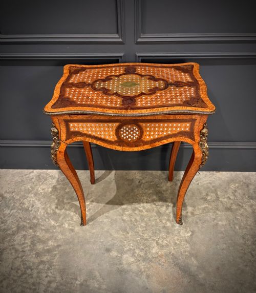 FRENCH ORMOLU MOUNTED SIDE TABLE - ADDITIONAL PHOTO 3
