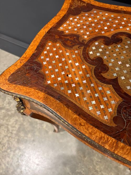 FRENCH ORMOLU MOUNTED SIDE TABLE - ADDITIONAL PHOTO 5