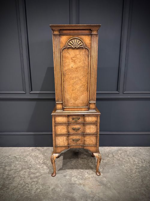 SMALL QUEEN ANNE STYLE WALNUT BOOKCASE - ADDITIONAL PHOTO 1