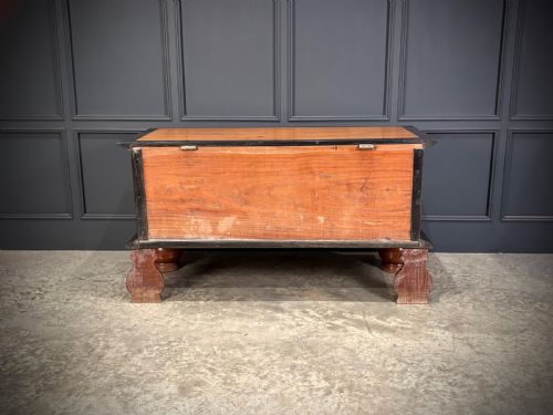 LARGE CEYLONESE CAMPHOR WOOD EBONY TRUNK - ADDITIONAL PHOTO 12