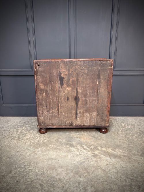 QUEEN ANNE WALNUT BUREAU - ADDITIONAL PHOTO 10