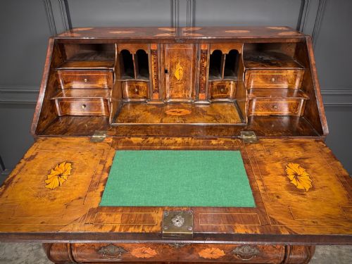 DUTCH MARQUETRY INLAID WALNUT BUREAU - ADDITIONAL PHOTO 4