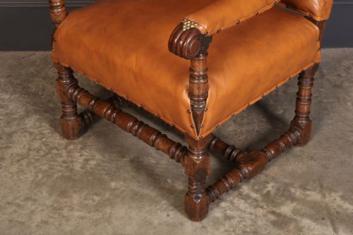19TH CENTURY OAK LEATHER WINGBACK ARMCHAIR - ADDITIONAL PHOTO 3