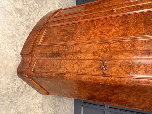 LARGE VICTORIAN BOW FRONT WALNUT WARDROBE - ADDITIONAL PHOTO 7