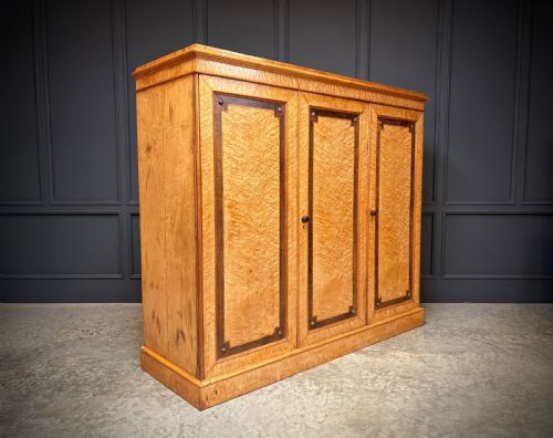 LOW VICTORIAN BIRDS EYE MAPLE COMPACTUM WARDROBE