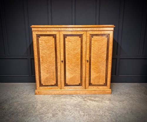 LOW VICTORIAN BIRDS EYE MAPLE COMPACTUM WARDROBE - ADDITIONAL PHOTO 5