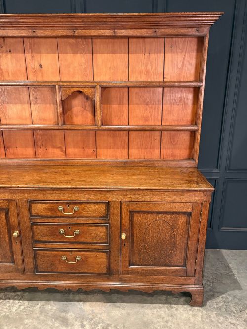 18TH CENTURY COUNTRY OAK DRESSER - ADDITIONAL PHOTO 7