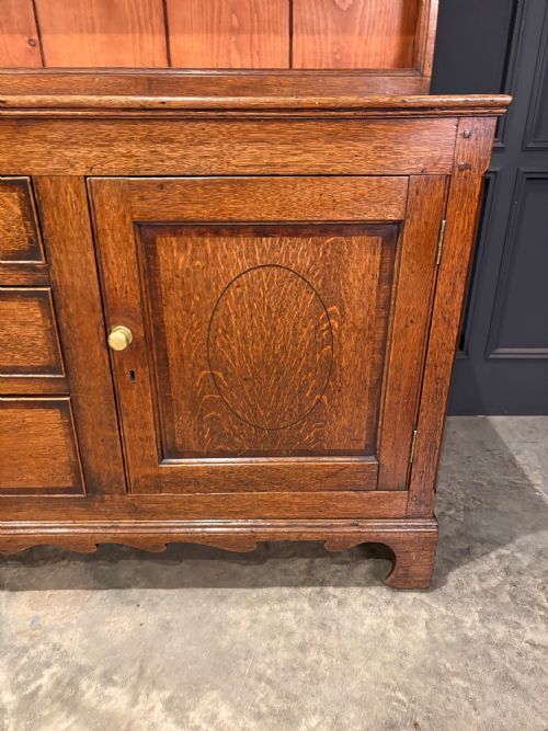18TH CENTURY COUNTRY OAK DRESSER - ADDITIONAL PHOTO 8