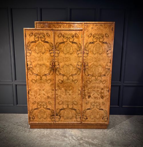 ART DECO WALNUT WARDROBE - ADDITIONAL PHOTO 1
