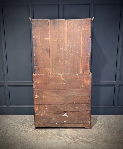 18TH CENTURY CARVED OAK HOUSEKEEPERS CUPBOARD - ADDITIONAL PHOTO 9