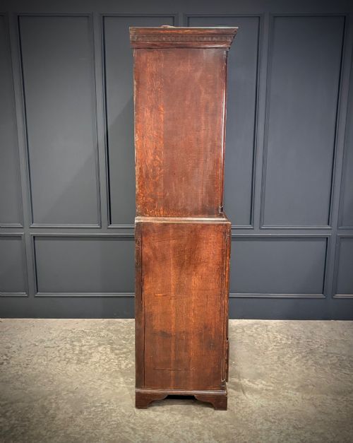 18TH CENTURY CARVED OAK HOUSEKEEPERS CUPBOARD - ADDITIONAL PHOTO 10